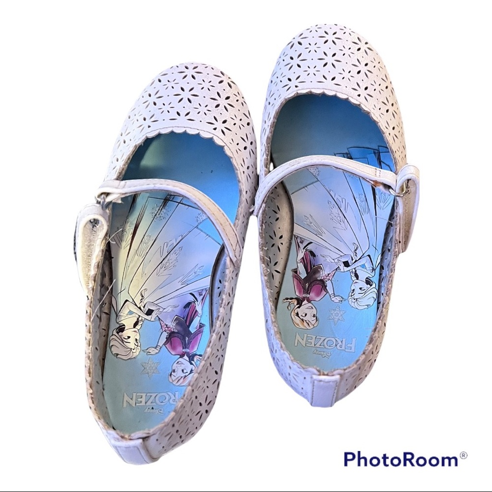 Pre-loved shoes for toddler
